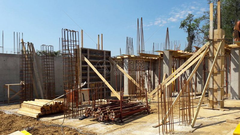 农村别墅土建包工包料：揭秘价格构成与影响因素